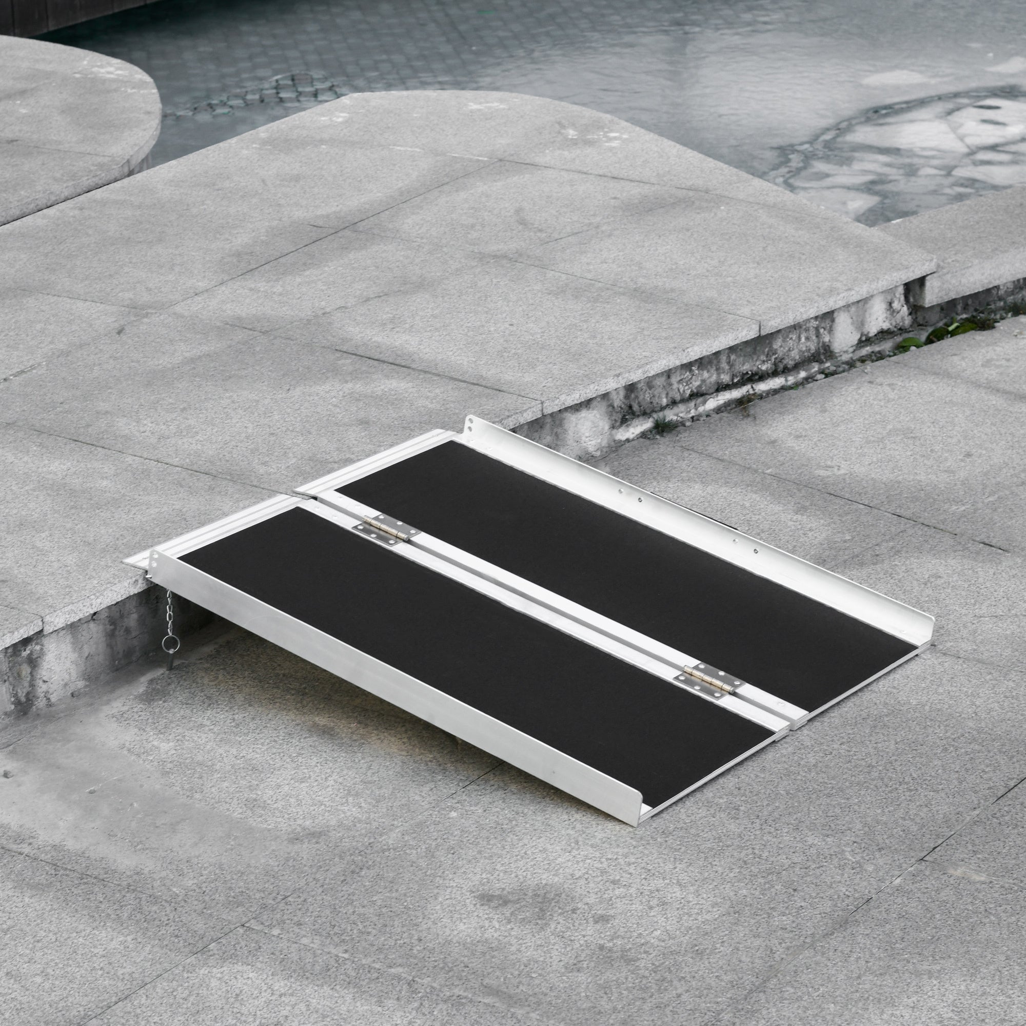 Singlefold Wheelchair Ramp